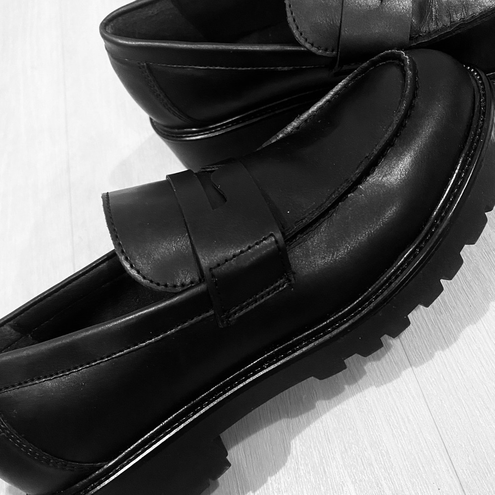 BRAND NEW Steve Madden Loafers